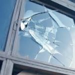 Vitre cassée : que faire?