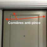 Renforcer sa porte en posant des cornières anti-pinces